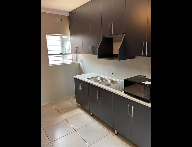 4 BEDROOM FREEHOLD FOR SALE IN MAYBERRY PARK